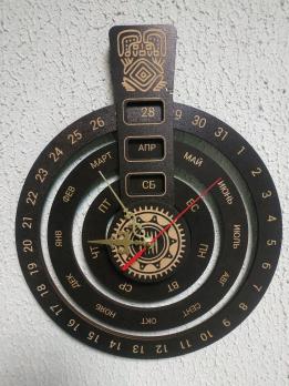 Часы "Календарь"